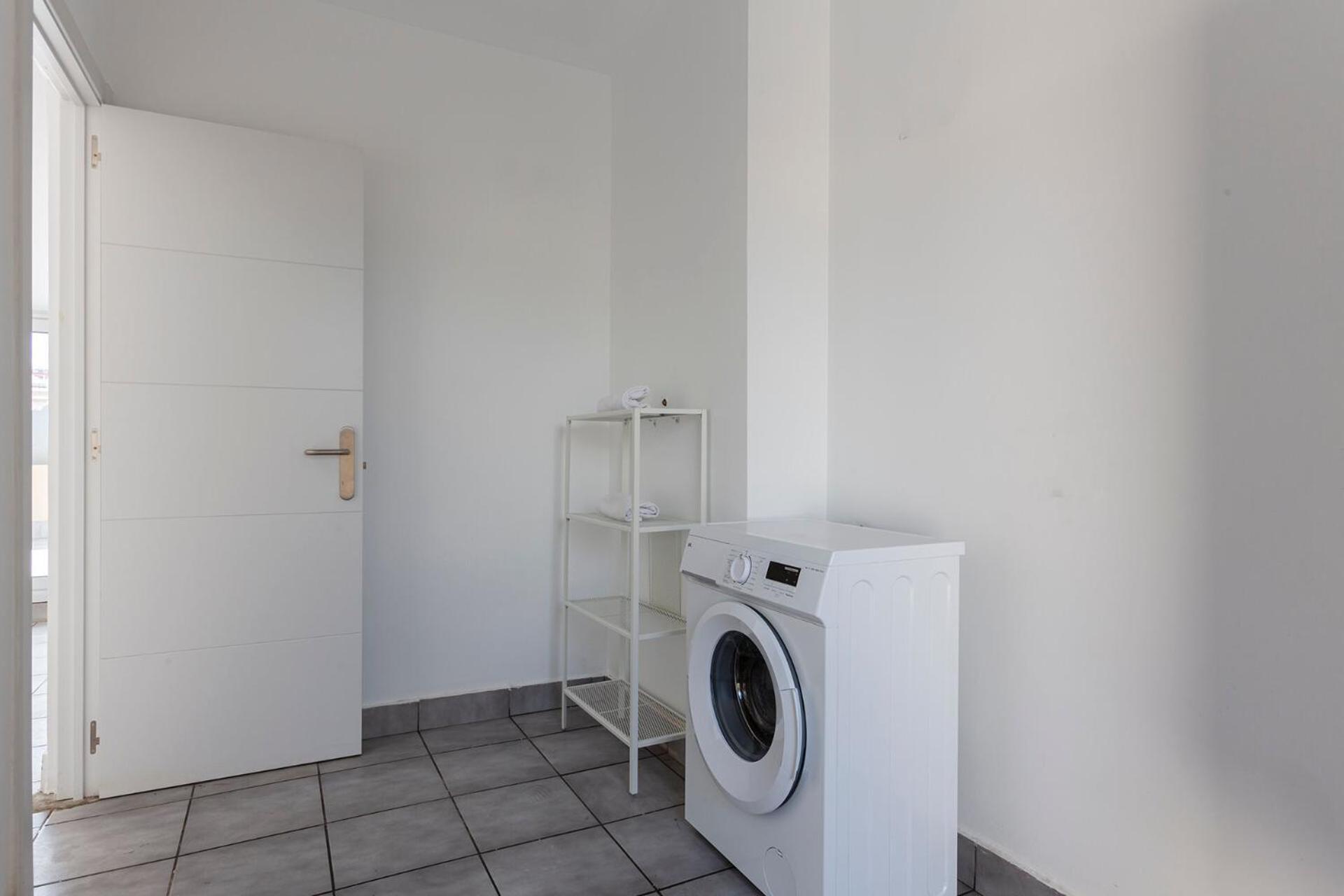 Apartamento 4236 - Ab Santa Coloma Iii Barcelona